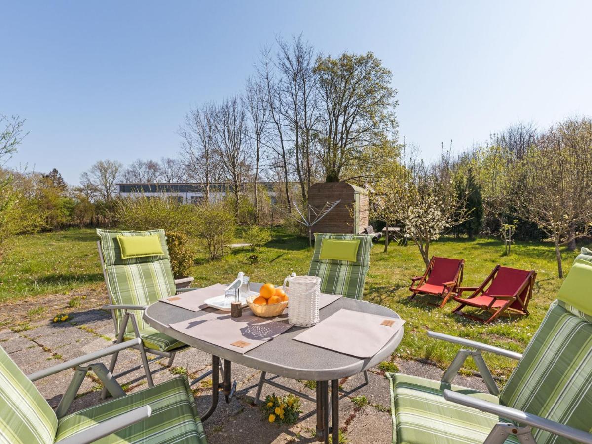 Elegant Apartment With Garden In Gingst Eksteriør billede