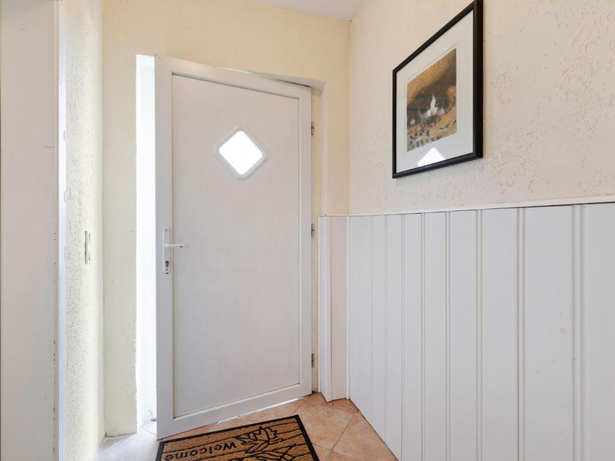 Elegant Apartment With Garden In Gingst Eksteriør billede