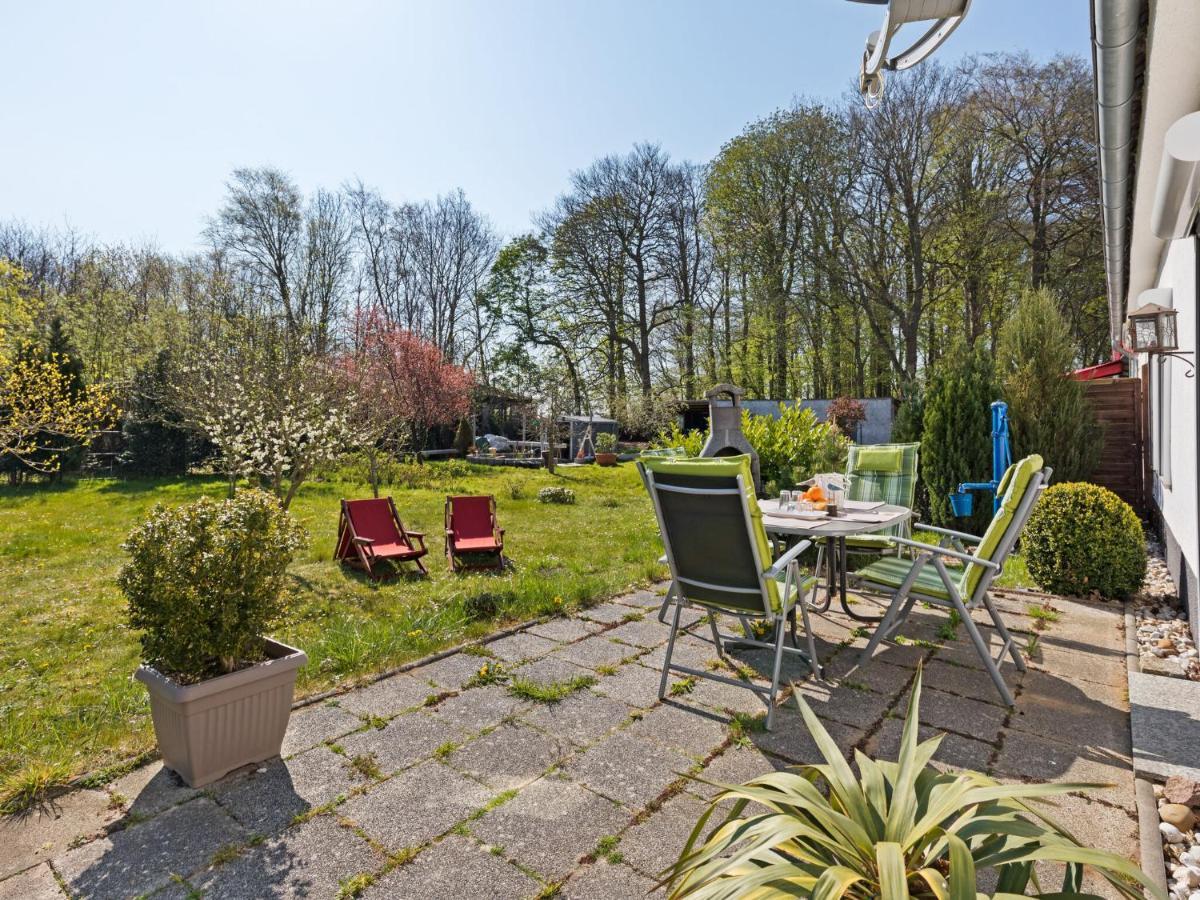 Elegant Apartment With Garden In Gingst Eksteriør billede